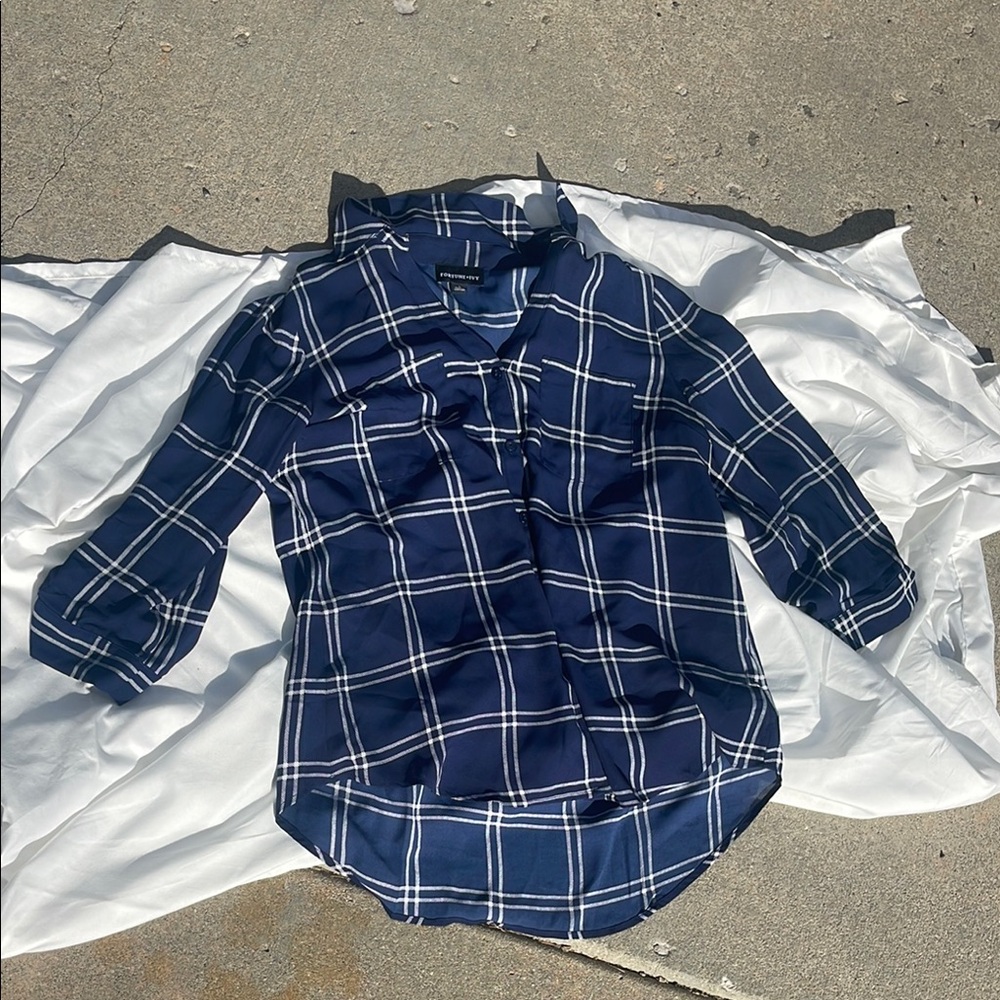 Blue and White Button Down Shirt with Plaid Pattern